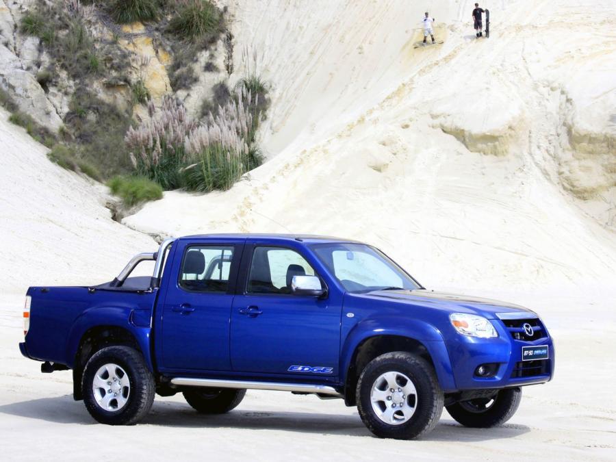  Mazda BT-50 Edge Double Cab 2010 года  (фото 6 из 9)